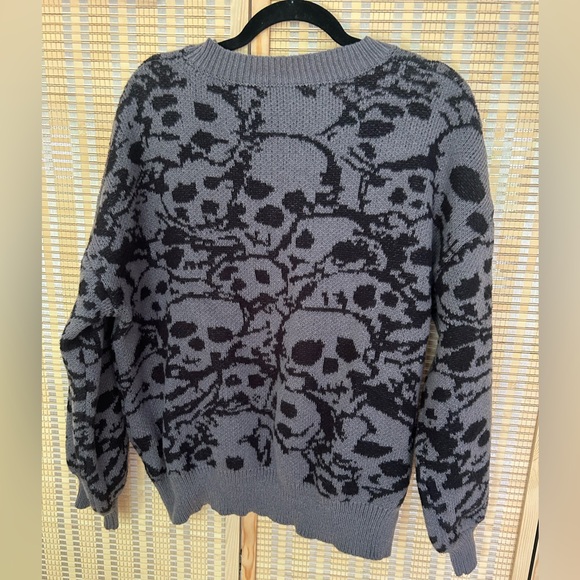NWOT ROMWE L Charcoal Knit Sweater Halloween Spooky Season Oversized - Picture 3 of 3